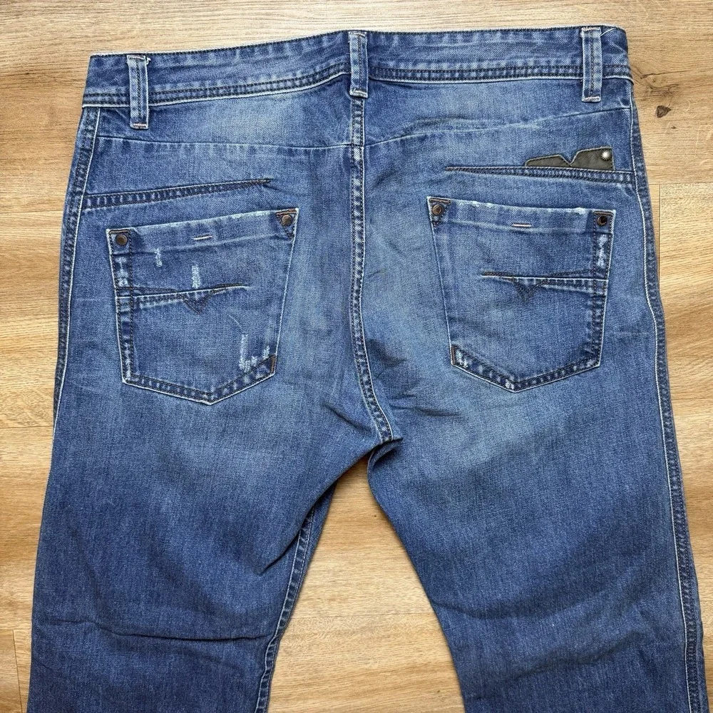 Diesel Darron Jeans Men 33x30 Blue Slim Tapered Medium Wash Distress Faded 0886Q - Picture 4 of 16